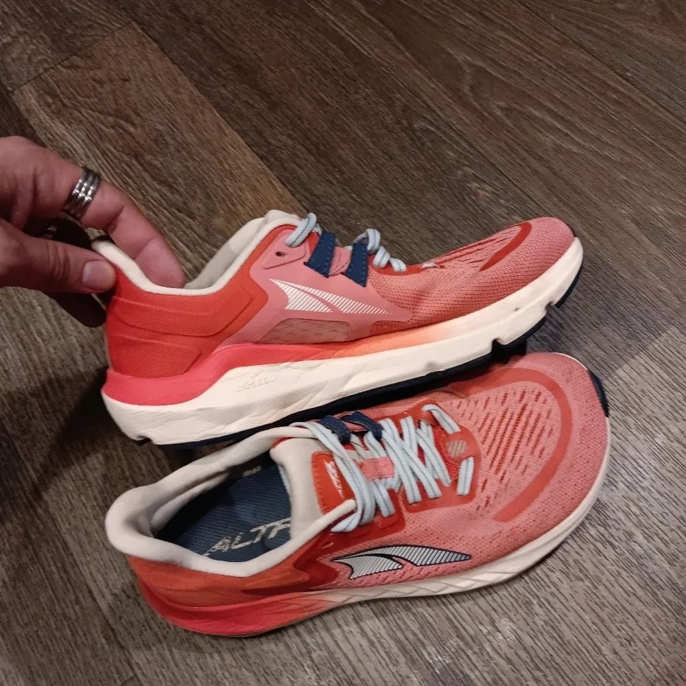 Altra Provision 6 Orange Running Shoes Sneakers Women’s Size 7.5